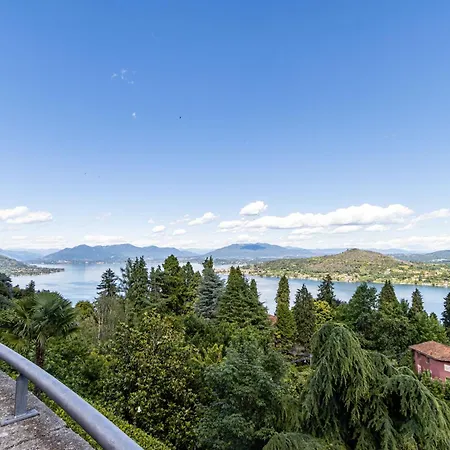 Apartamento Piazzetta 5, - Arona - Ac - Wi-fi - By Guestaly