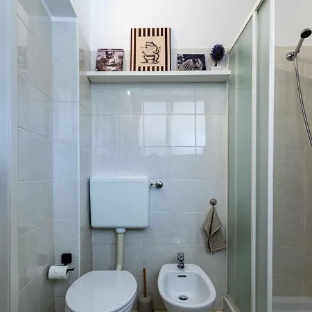 Piazzetta 5, - Arona - Ac - Wi-fi - By Guestaly Apartamento